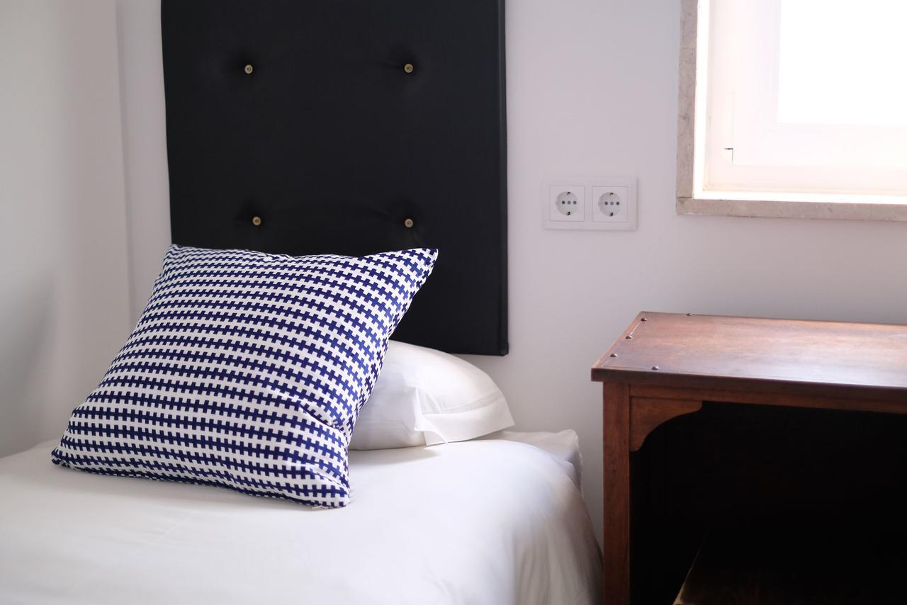 Lisbon Poets Inn Экстерьер фото