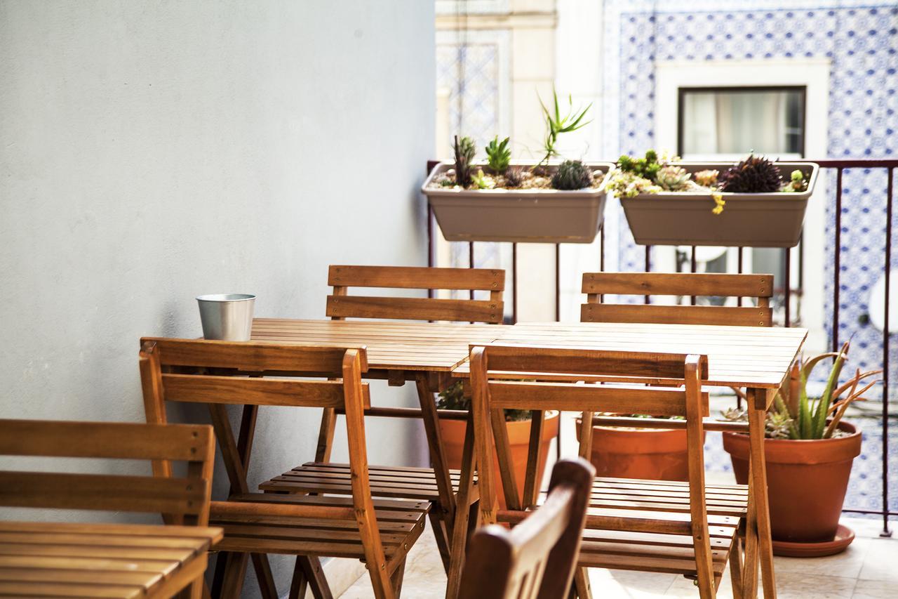 Lisbon Poets Inn Экстерьер фото