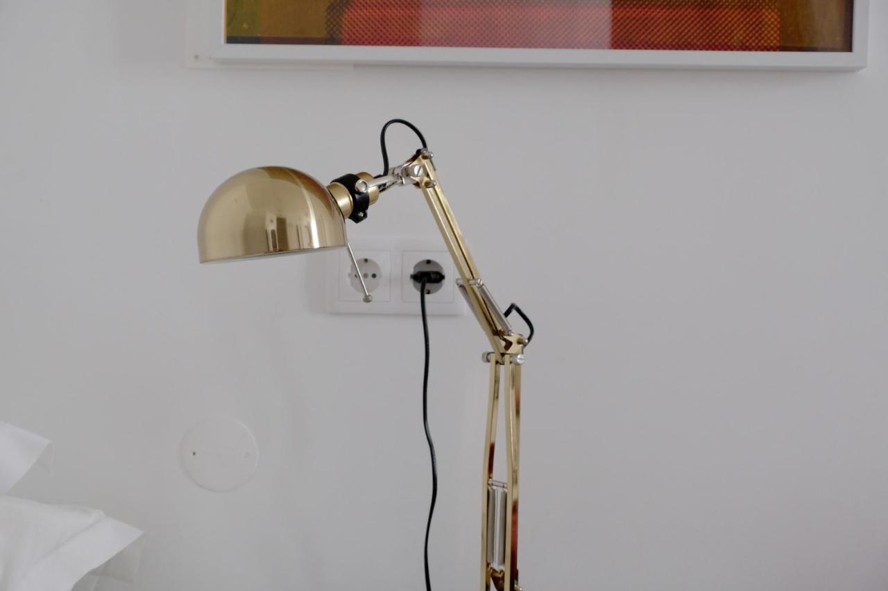 Lisbon Poets Inn Экстерьер фото